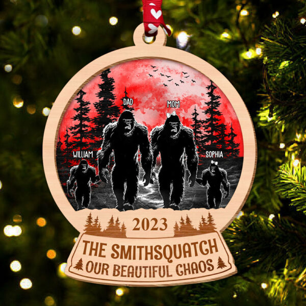 Big Foot Family Personalized 2 Layers Wooden Ornament Gifts For Family, Unique Christmas Gifts, Christmas Tree Decorations - Image 5