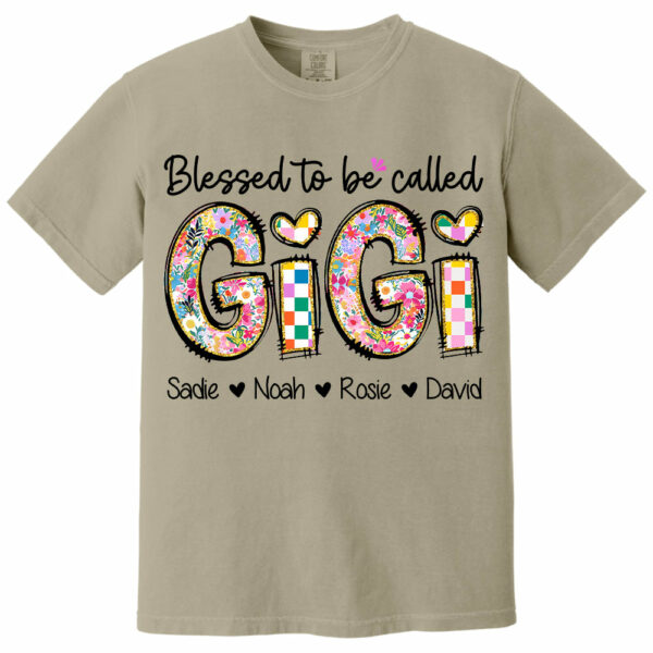 Blessed To Be Called GiGi, Personalized Grandmother T-Shirt with Grandkids' Names, Gift for Mother's Day T1807 - Image 14