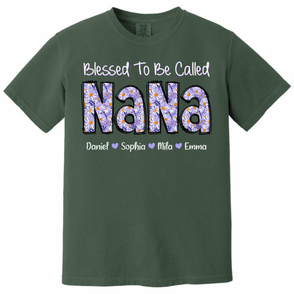 Blessed To Be Called NaNa, Custom Nana Purple Daisy With Grandkids Mother's Day T-Shirt T1807 - Image 8