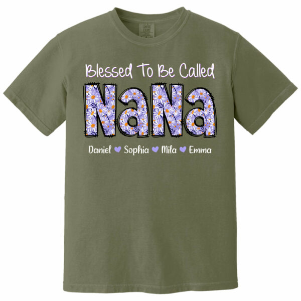 Blessed To Be Called NaNa, Custom Nana Purple Daisy With Grandkids Mother's Day T-Shirt T1807 - Image 10