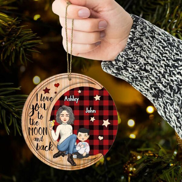 Checkered Pattern Cute Grandma Sitting With Grandkids On Moon Christmas Personalized Wooden Ornament - Image 5