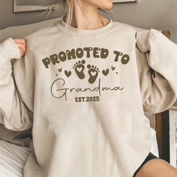 Comfort Colors Personalize Est Grandma Shirt, Promoted To Grandma, Mothers Day Gift For Grandma, Granny Shirt, Gigi Mimi Shirt, Nana Shirt