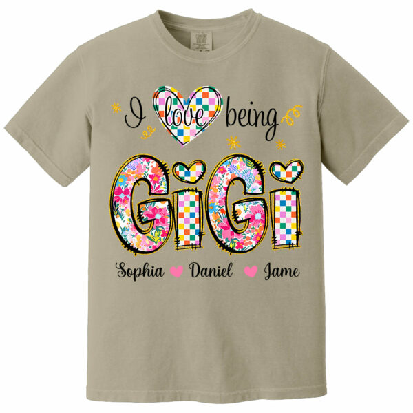 Love Being Gigi With Grandkids T-Shirt, Custom Nickname and Kid, Gift For Mother's Day T1807 - Image 3