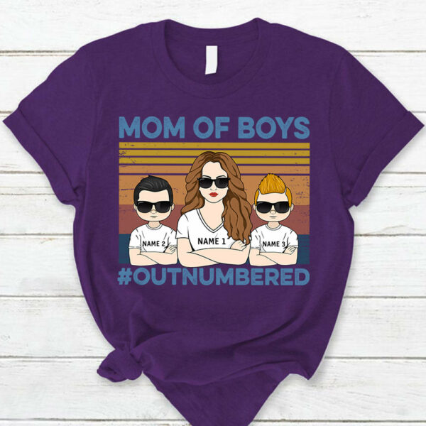 Mom Of Boys Outnumbered Hashtag Personalized T-Shirt Funny Mom With Kids Names T-Shirt Gift For Mom - Image 5