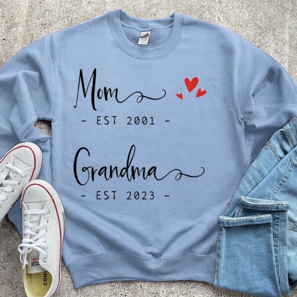Personalized Mom Est Grandma Est Shirt Shirt Proud Grandma Shirt Gift For Mom Grandma - Image 6