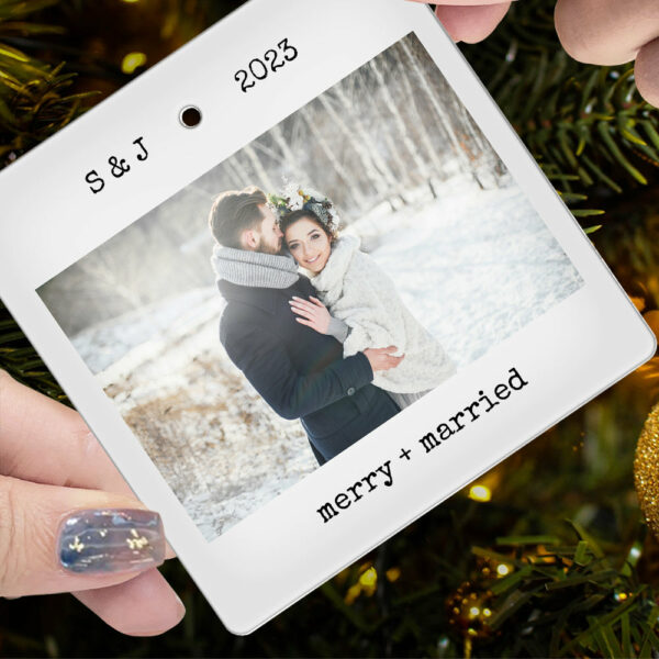 Personalized Square Ornaments Customized Couple Photos With "Marry+Married" Christmas Gifts - Image 5