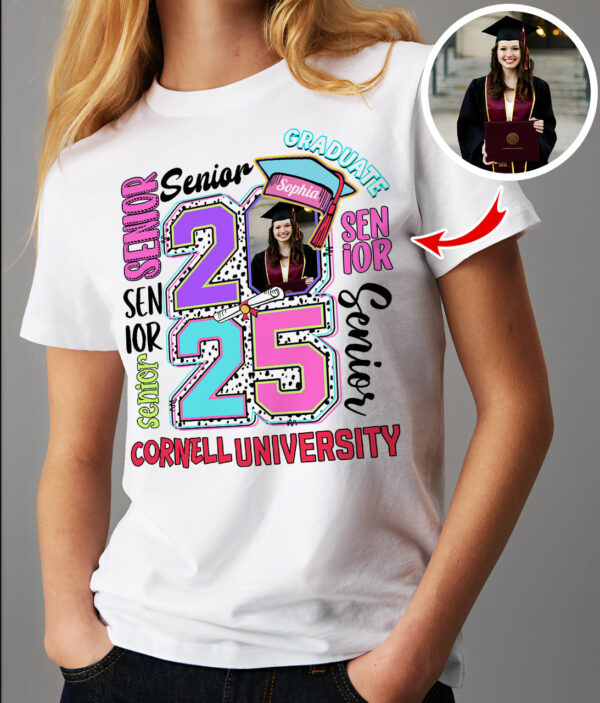 Senior 2025 Graduate, Retro Graduation Shirt vr2 - YN2103