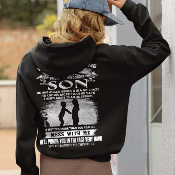 You Can't Scare Me I Have A Freakin' Awesome Son Shirt Shirt Perfect Gift For Mom - Image 2